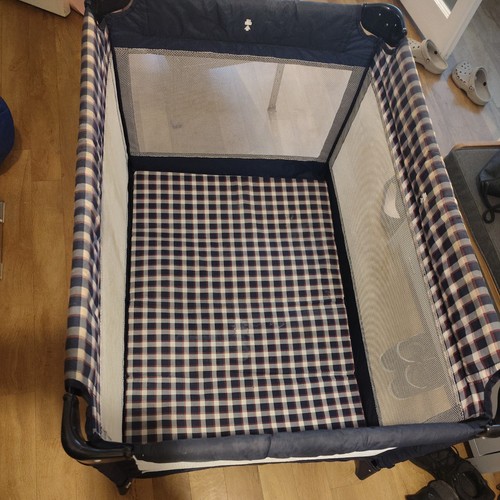 Graco pack and - graco,